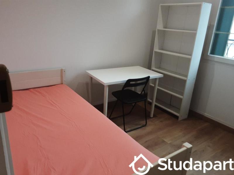 Chambre - 55 m² - 1 pièce