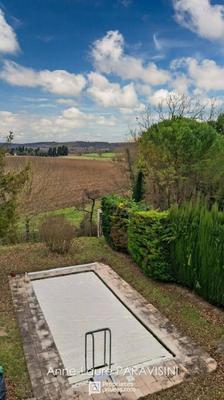 Maison - 267 m² - 10 pièces