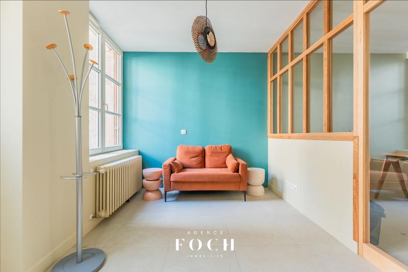 Bureau - 67 m² - 5 pièces