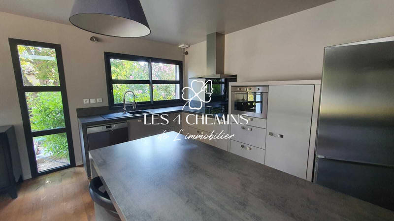 Maison - 104 m² - 4 pièces