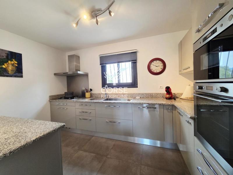 Maison de ville - 108 m² - 5 pièces