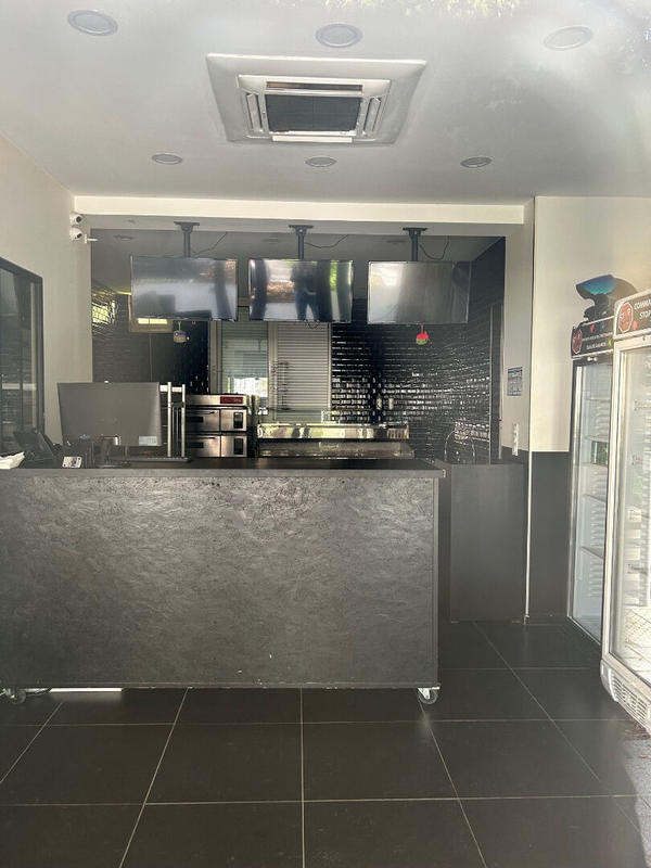 Divers - 50 m² - 1 pièce