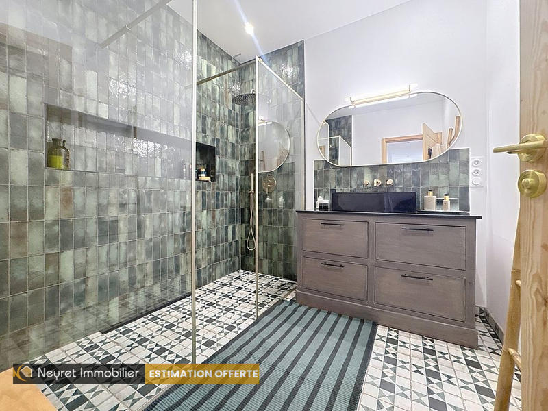 Appartement - 135 m² - 5 pièces