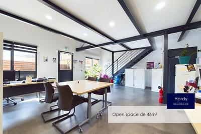 Bureau - 83 m² - 2 pièces