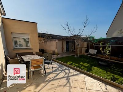 Maison - 123 m² - 7 pièces