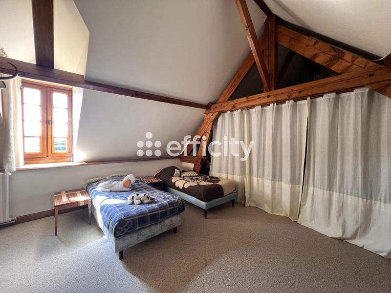 Longère - 209 m² - 8 pièces