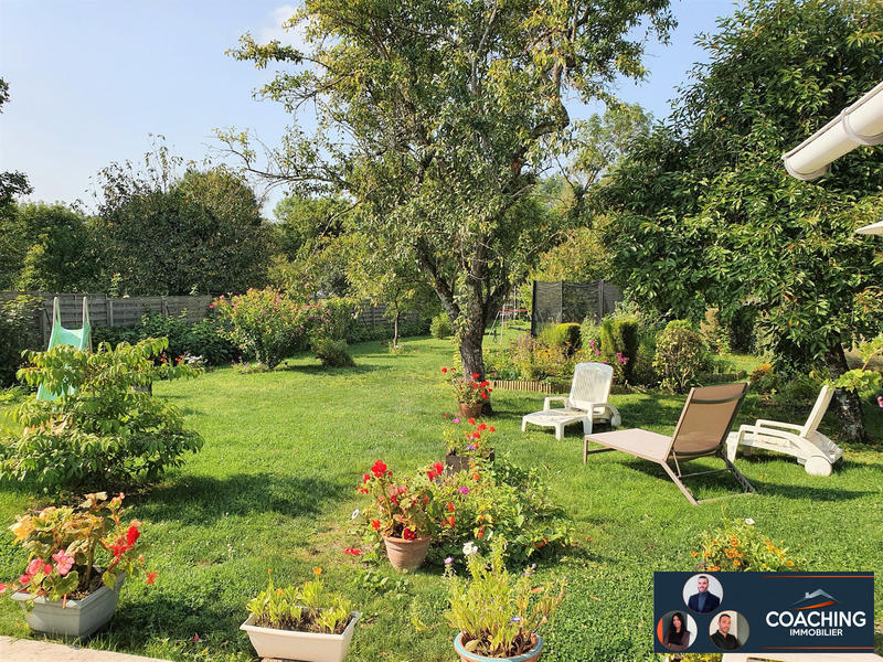 Maison traditionnelle - 198 m² - 6 pièces