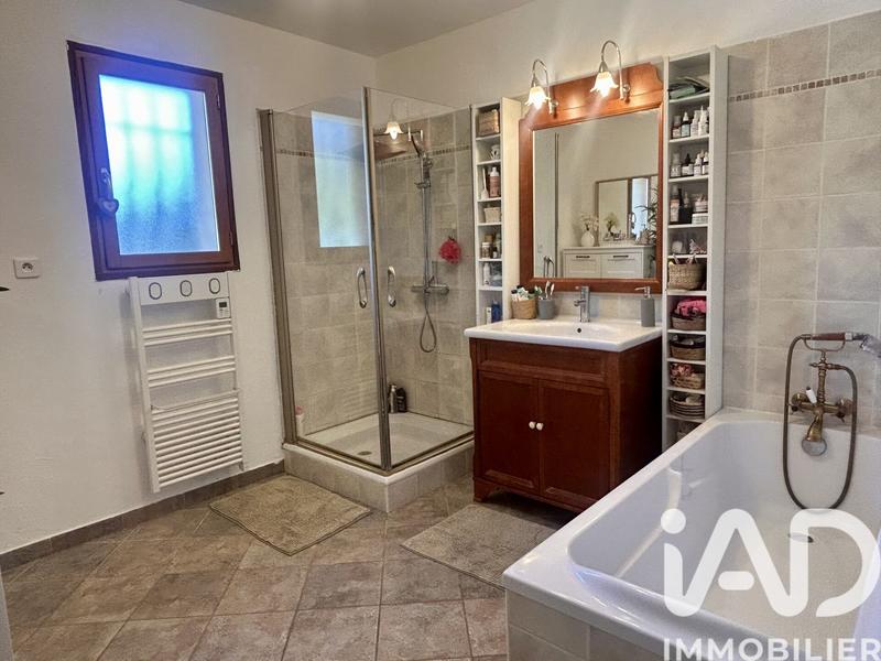 Maison - 127 m² - 5 pièces