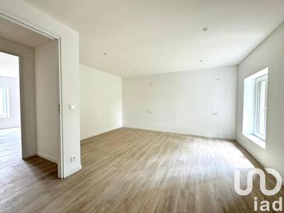 Maison - 214 m² - 6 pièces