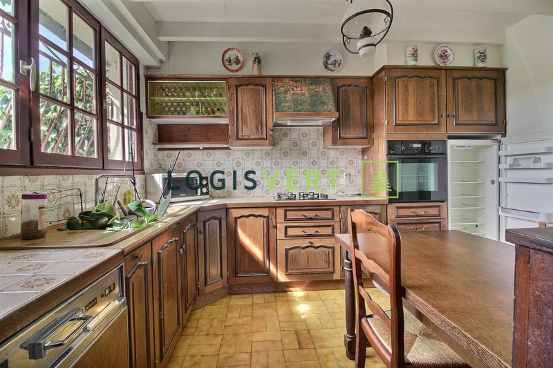 Maison - 105 m² - 4 pièces