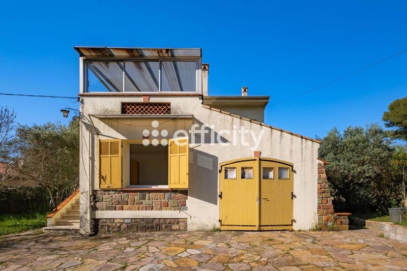 Appartement - 100 m² - 4 pièces