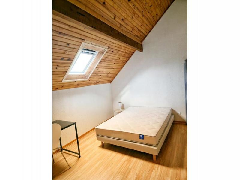 Maison - 180 m² - 10 pièces