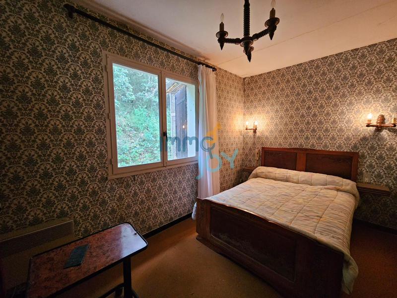 Maison - 93 m² - 4 pièces