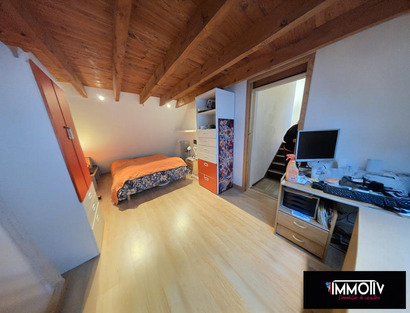 Maison traditionnelle - 117 m² - 5 pièces