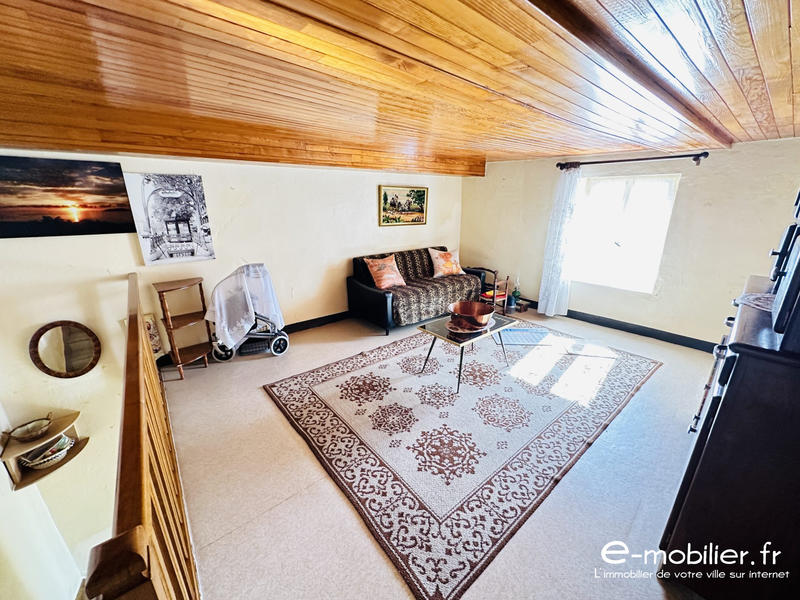 Maison - 85 m² - 4 pièces