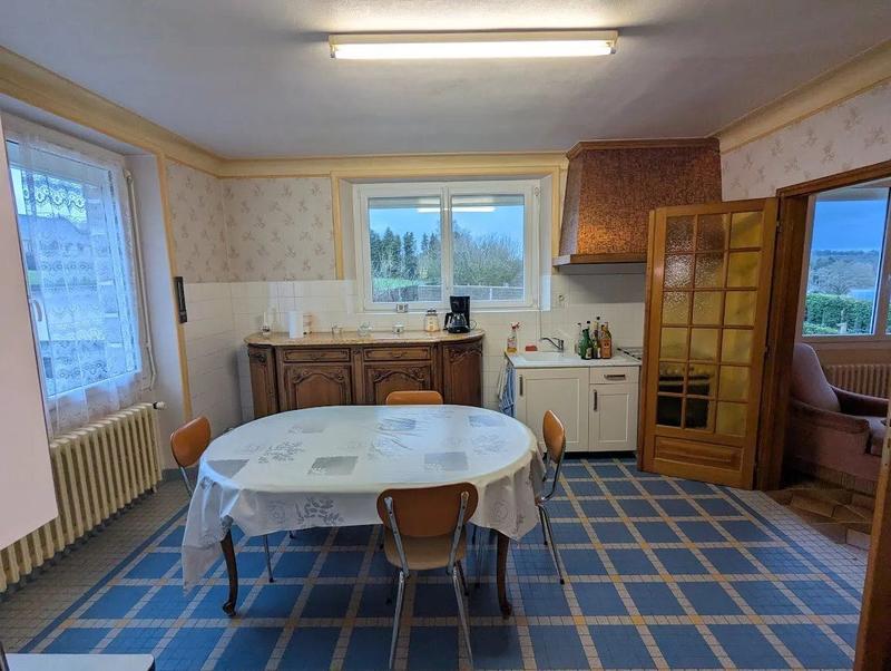 Maison - 95 m² - 6 pièces