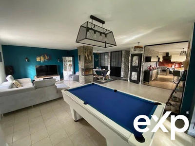 Maison - 174 m² - 6 pièces