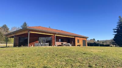 Maison - 164 m² - 6 pièces