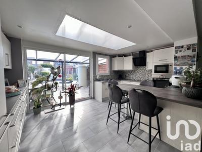 Maison - 112 m² - 4 pièces