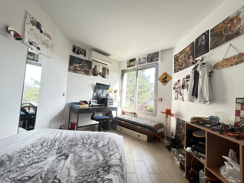 Villa - 140 m² - 5 pièces