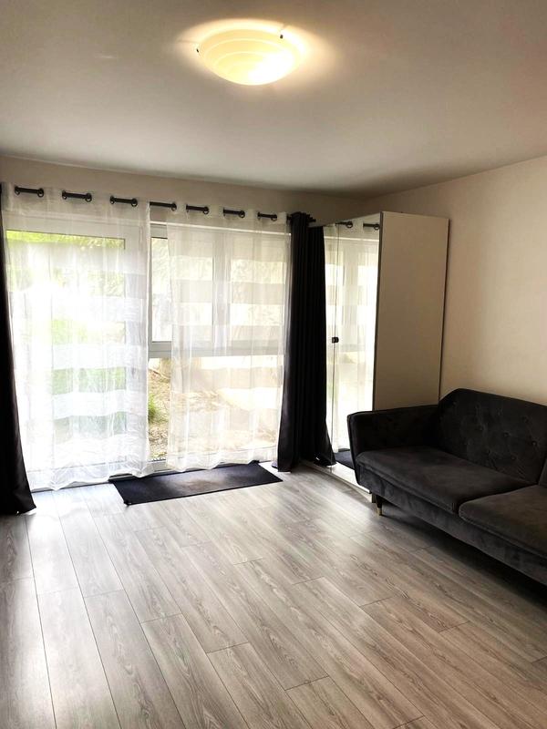 Maison - 196 m² - 9 pièces