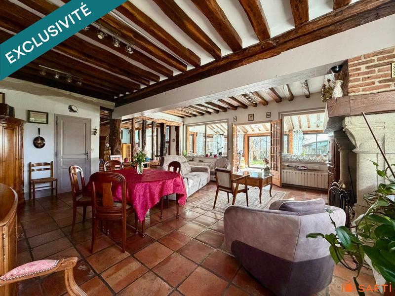 Maison - 220 m² - 8 pièces