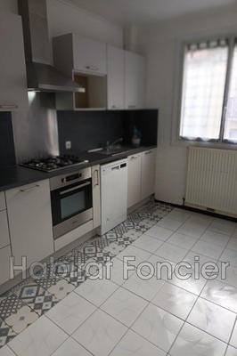 Appartement - 76 m² - 4 pièces