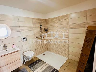 Maison - 91 m² - 5 pièces