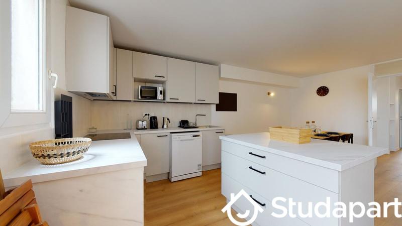 Chambre - 11 m² - 1 pièce