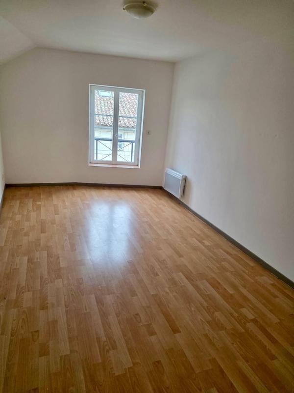 Appartement - 95 m² - 3 pièces