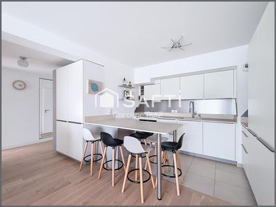 Appartement - 72 m² - 3 pièces