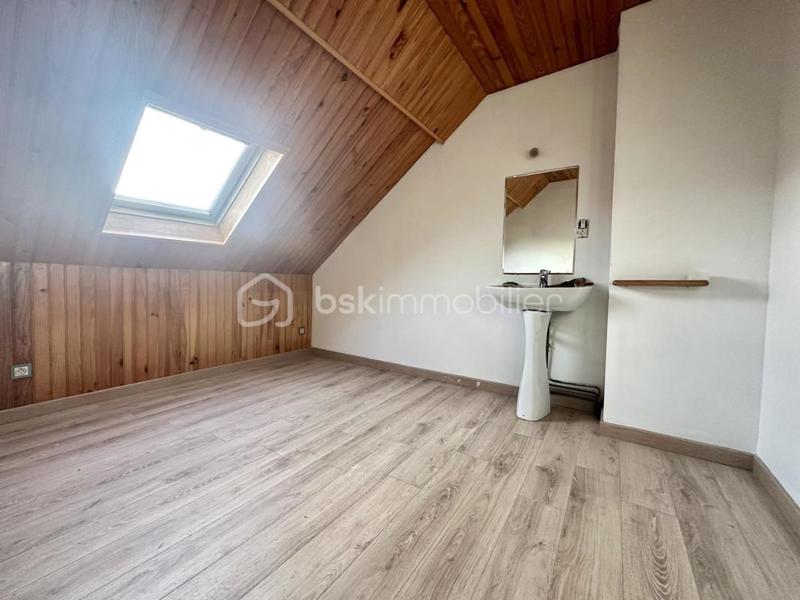 Maison - 99 m² - 4 pièces