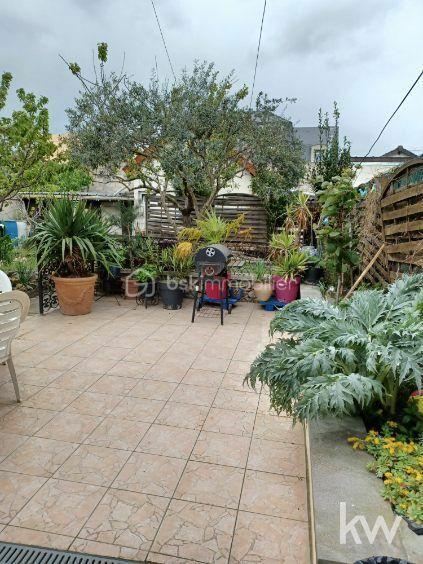 Maison de ville - 136 m² - 7 pièces