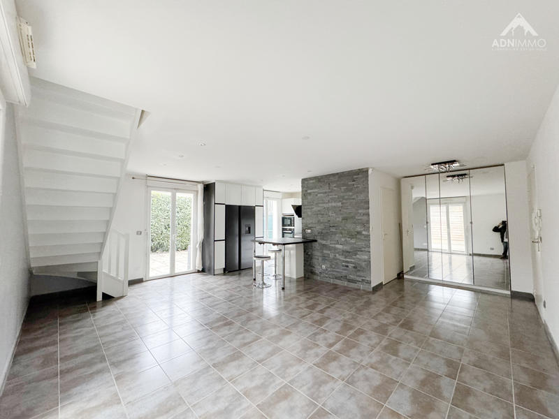 Maison - 81 m² - 4 pièces