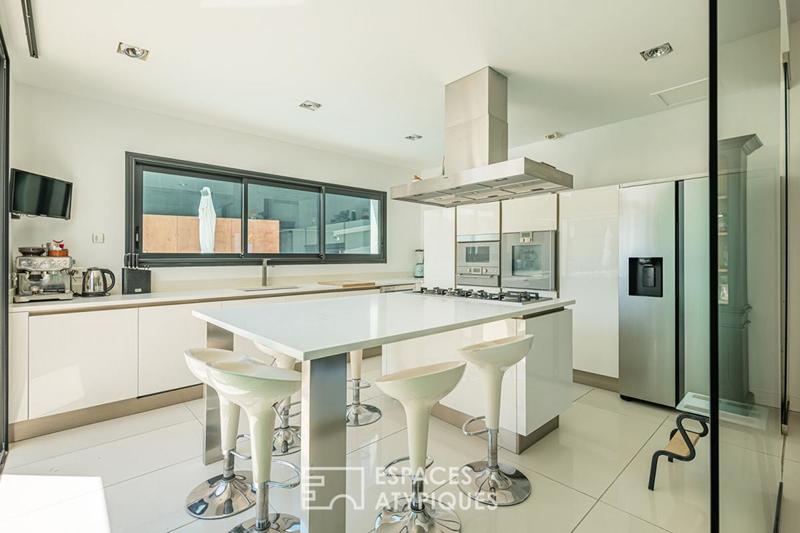 Maison d'architecte - 252 m² - 6 pièces