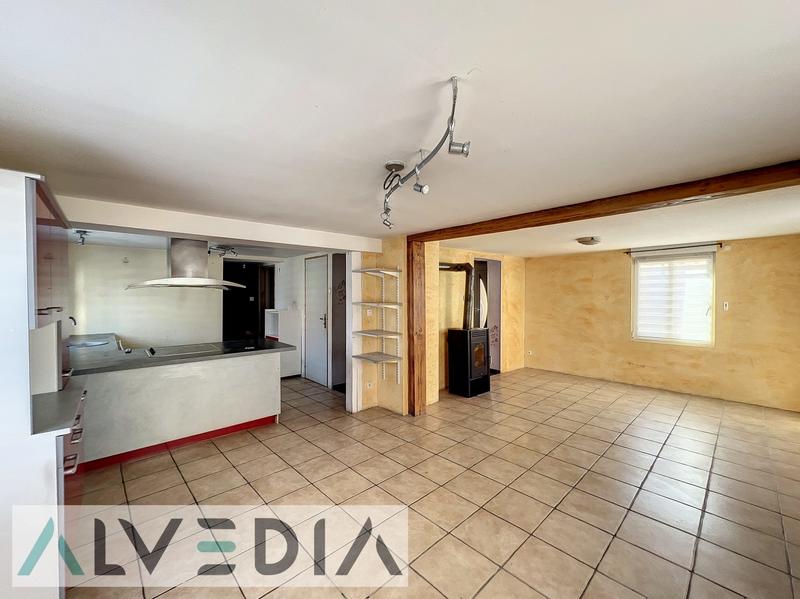 Maison - 140 m² - 5 pièces