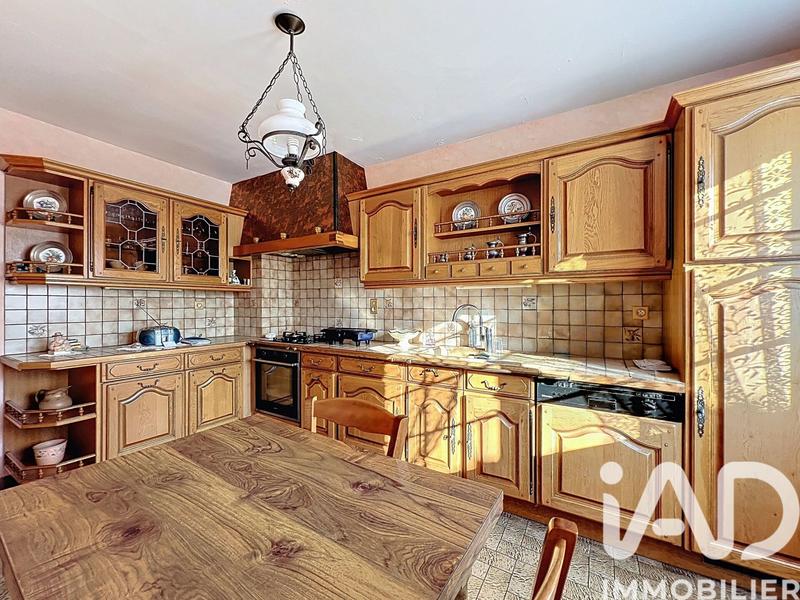 Maison - 164 m² - 7 pièces