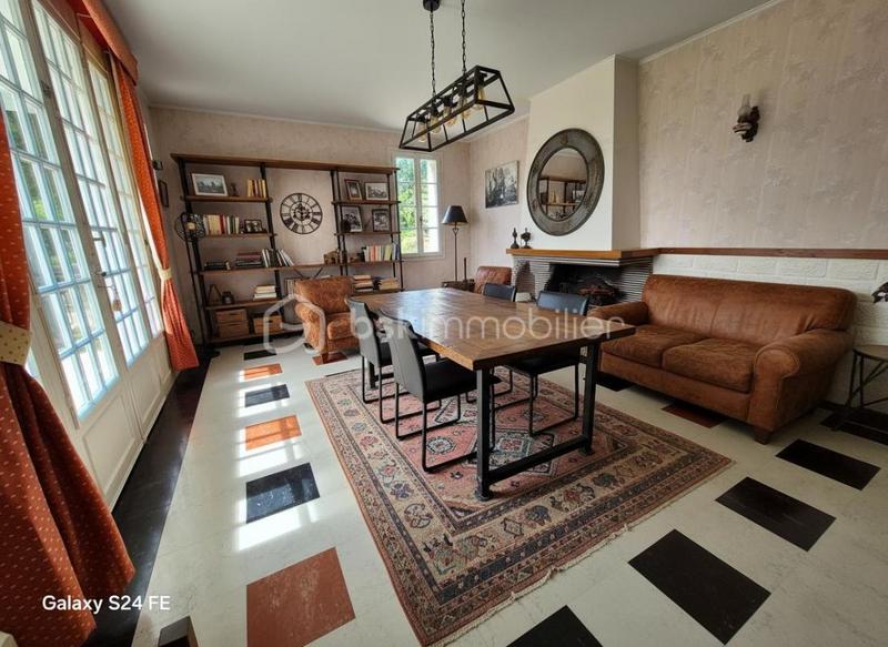 Maison - 92 m² - 4 pièces