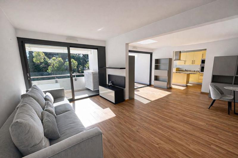 Appartement - 147 m² - 5 pièces