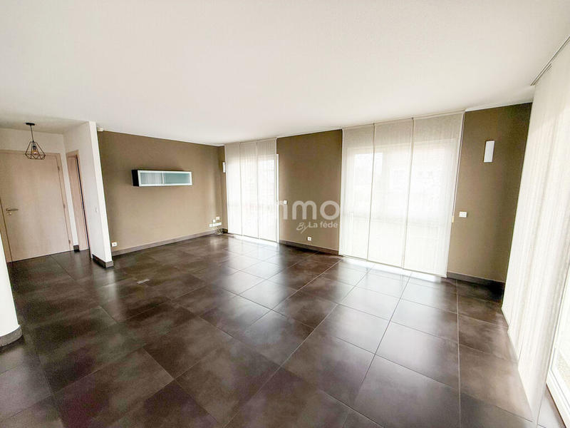 Appartement - 107 m² - 3 pièces