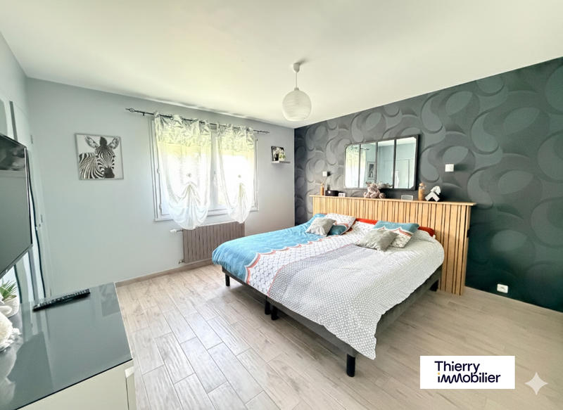 Maison - 180 m² - 6 pièces