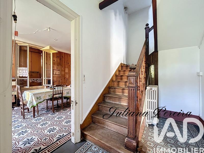 Maison - 248 m² - 11 pièces