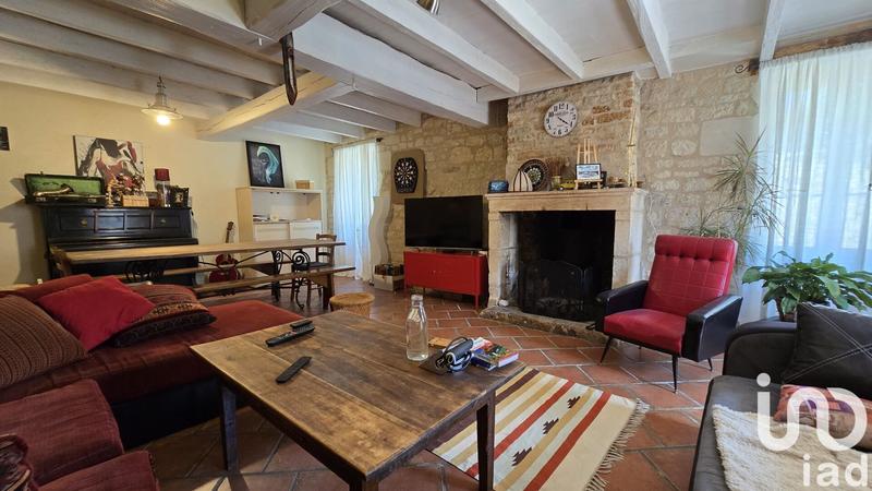 Maison - 203 m² - 6 pièces