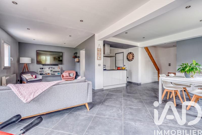 Maison - 115 m² - 6 pièces