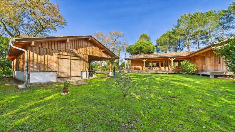 Maison - 165 m² - 5 pièces