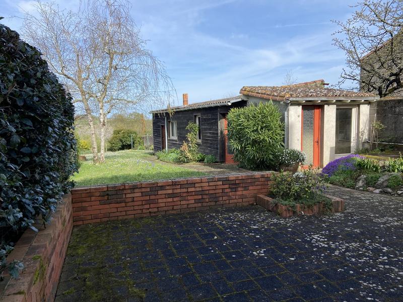 Maison - 180 m² - 6 pièces