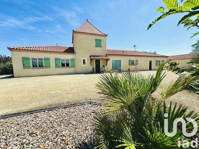 Maison - 264 m² - 8 pièces