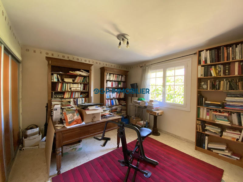 Maison - 180 m² - 6 pièces