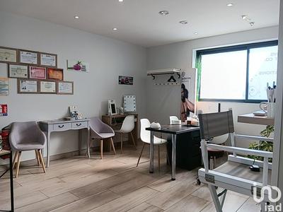 Local commercial - 82 m²