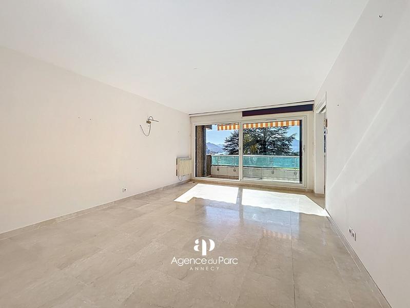 Appartement - 94 m² - 3 pièces